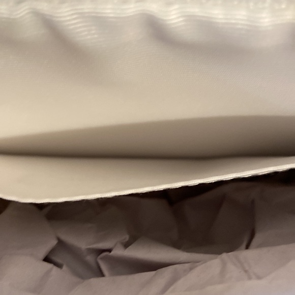 WHBM White Floral Clutch - Picture 12 of 12